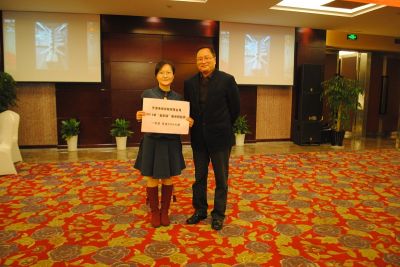 爭(zhēng)光樹(shù)脂2015年“全家?！奔w照比賽